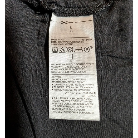 Old‎ Navy Women's Luxe Black Scoop Neck Draped T-Shirt Size Large - Picture 6 of 6